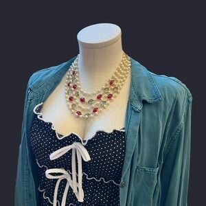 Cathé Red and white glass stone 5 layered faux pearl necklace